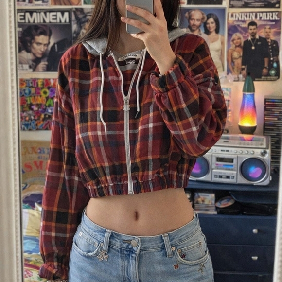 Miss Selfie Tops - Miss Selfie Cropped Plaid Hoodie Jacket XL EUC Y2K Grunge Streetwear 🔥
